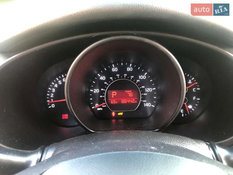 Позашляховик / Кросовер Kia Soul 2017 в Києві