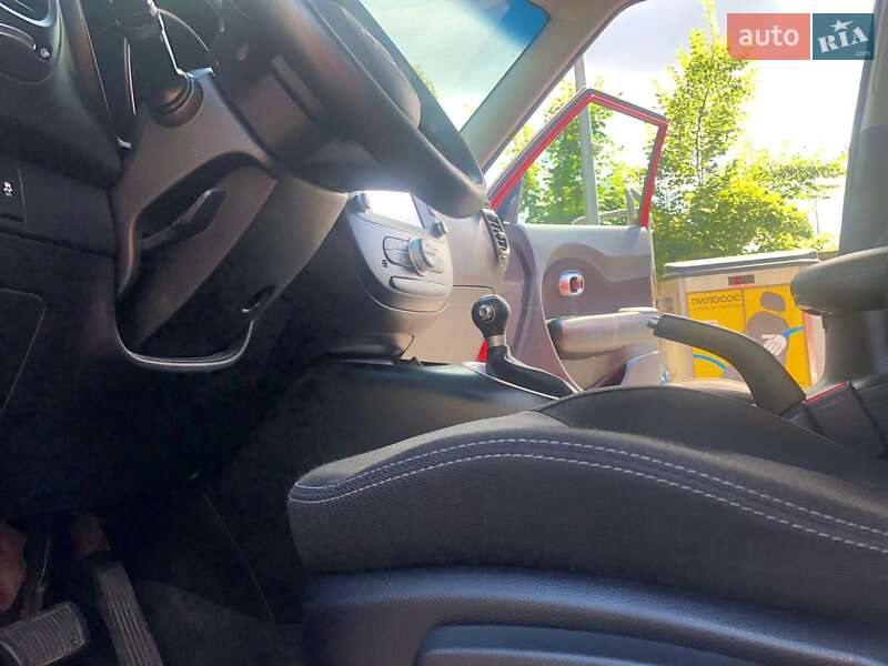 Позашляховик / Кросовер Kia Soul 2017 в Києві