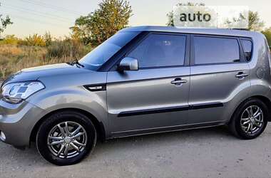 Внедорожник / Кроссовер Kia Soul 2011 в Каменском