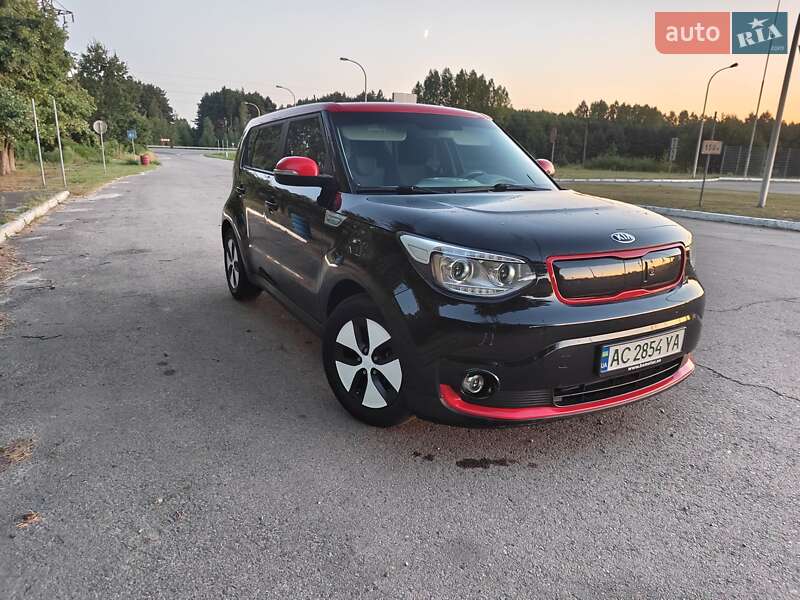 Внедорожник / Кроссовер Kia Soul 2015 в Ковеле