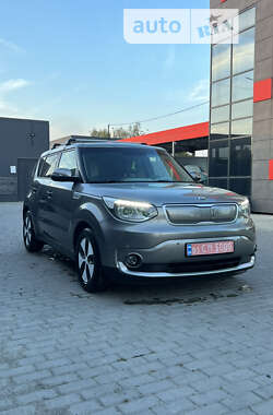 Позашляховик / Кросовер Kia Soul 2015 в Рівному