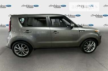 Внедорожник / Кроссовер Kia Soul 2016 в 