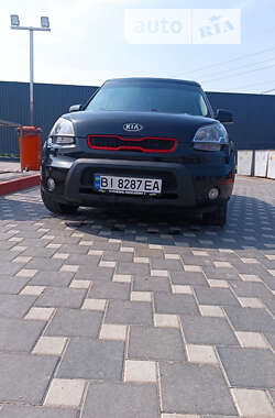 Позашляховик / Кросовер Kia Soul 2010 в Полтаві