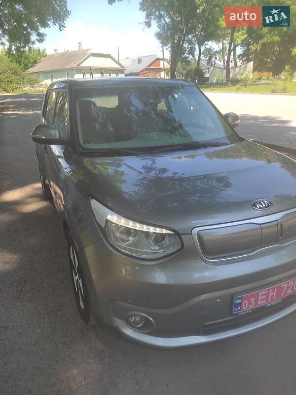 Внедорожник / Кроссовер Kia Soul 2017 в Ровно