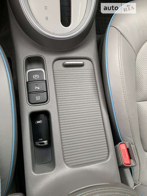 Позашляховик / Кросовер Kia Soul 2015 в Львові