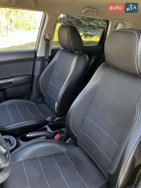 Внедорожник / Кроссовер Kia Soul 2011 в Межевой