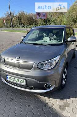 Позашляховик / Кросовер Kia Soul 2015 в Луцьку