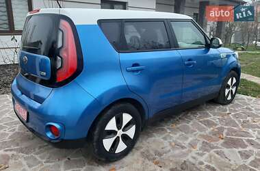 Позашляховик / Кросовер Kia Soul 2014 в Львові