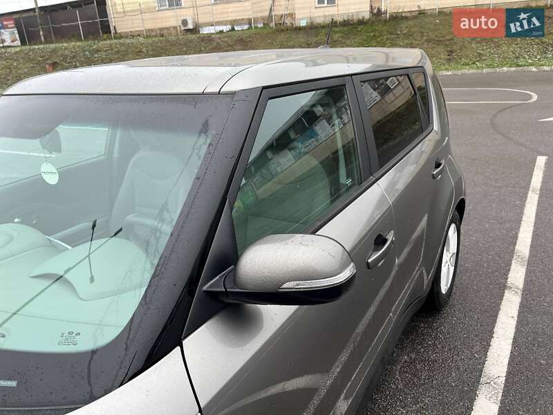 Позашляховик / Кросовер Kia Soul 2016 в Вінниці