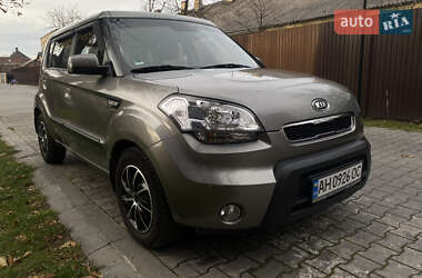 Позашляховик / Кросовер Kia Soul 2010 в Стрию