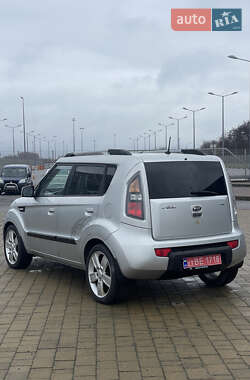 Позашляховик / Кросовер Kia Soul 2009 в Львові