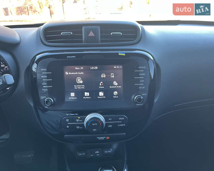 Внедорожник / Кроссовер Kia Soul 2017 в Киеве фото 41 Внедорожник / Кроссовер Kia Soul 2017 в Киеве