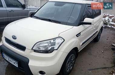 Позашляховик / Кросовер Kia Soul 2011 в Харкові