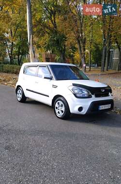 Позашляховик / Кросовер Kia Soul 2012 в Харкові