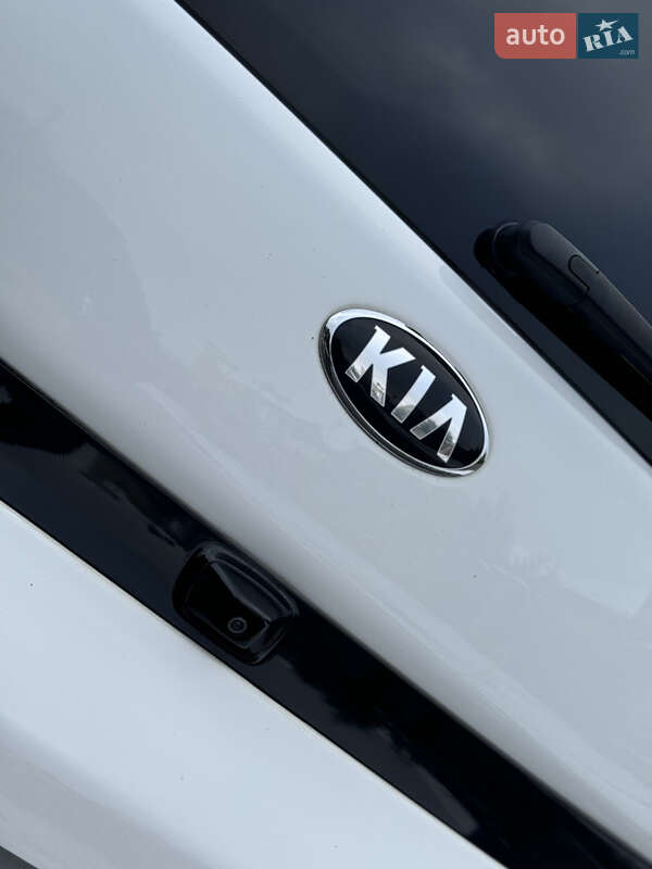 Внедорожник / Кроссовер Kia Soul 2017 в Ровно фото 8 Внедорожник / Кроссовер Kia Soul 2017 в Ровно