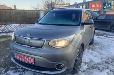 Позашляховик / Кросовер Kia Soul 2015 в Львові