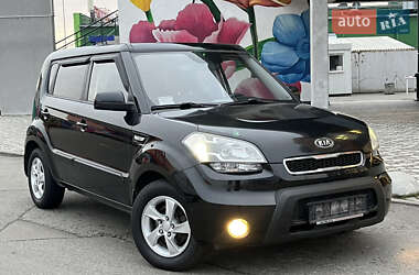 Позашляховик / Кросовер Kia Soul 2011 в Києві