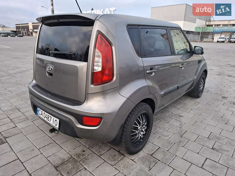 Внедорожник / Кроссовер Kia Soul 2013 в Черкассах