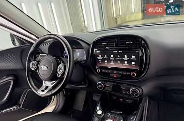 Позашляховик / Кросовер Kia Soul 2020 в Києві