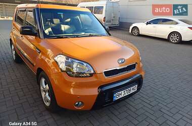 Позашляховик / Кросовер Kia Soul 2010 в Одесі