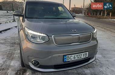 Позашляховик / Кросовер Kia Soul 2015 в Львові