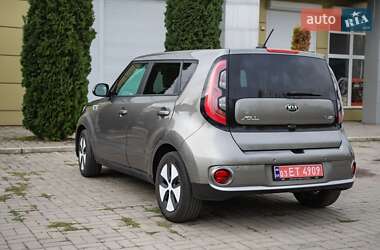 Внедорожник / Кроссовер Kia Soul 2017 в 
