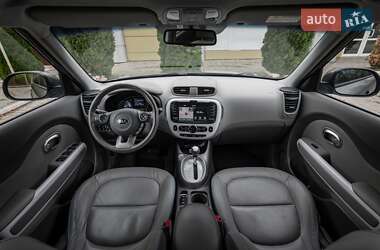 Внедорожник / Кроссовер Kia Soul 2017 в 