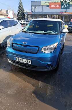 Позашляховик / Кросовер Kia Soul 2014 в 