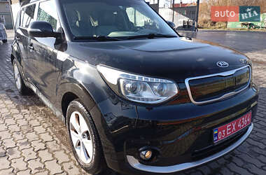 Позашляховик / Кросовер Kia Soul 2015 в Трускавці