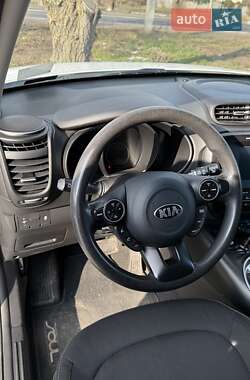 Позашляховик / Кросовер Kia Soul 2017 в 
