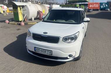 Позашляховик / Кросовер Kia Soul 2017 в Житомирі