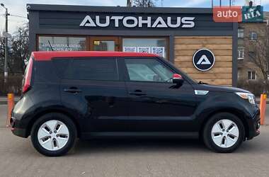 Позашляховик / Кросовер Kia Soul 2015 в 