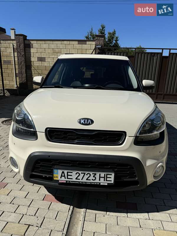 Позашляховик / Кросовер Kia Soul 2012 в Дніпрі