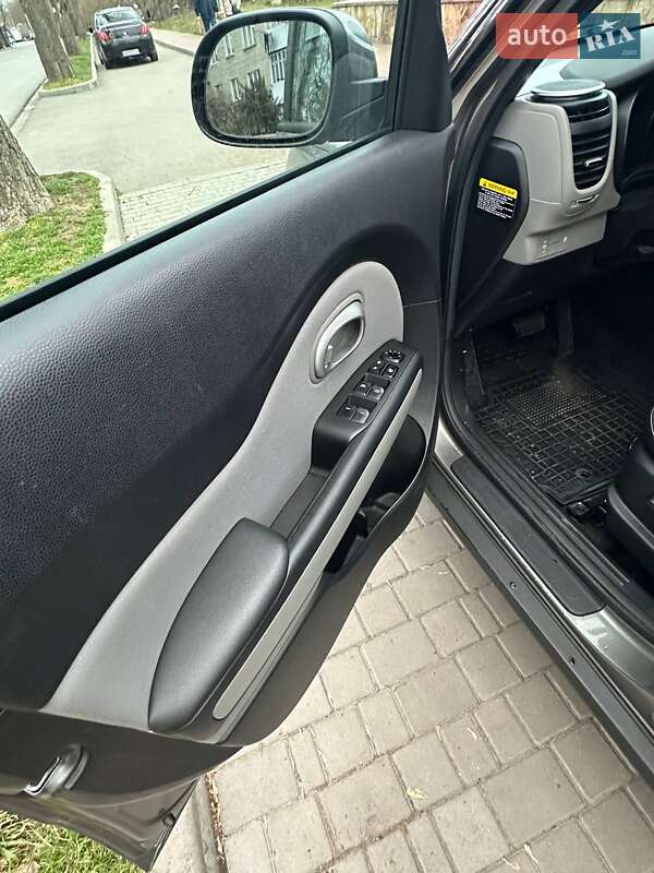 Внедорожник / Кроссовер Kia Soul 2014 в Могилев-Подольске