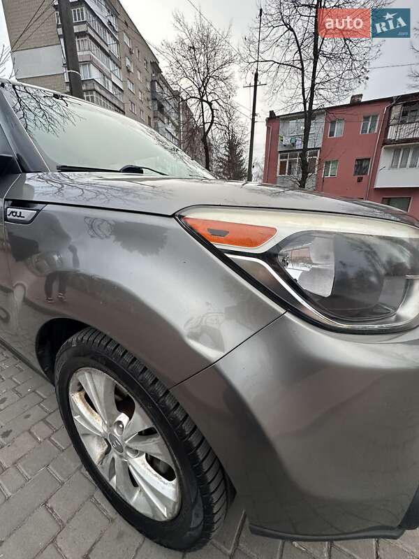 Внедорожник / Кроссовер Kia Soul 2014 в Могилев-Подольске