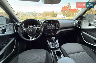 Позашляховик / Кросовер Kia Soul 2020 в 