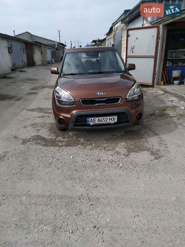 Внедорожник / Кроссовер Kia Soul 2012 в Каменском