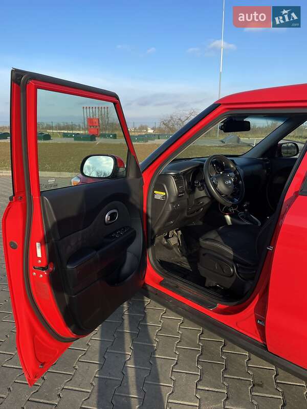 Позашляховик / Кросовер Kia Soul 2016 в Одесі