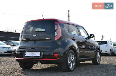 Внедорожник / Кроссовер Kia Soul 2018 в 