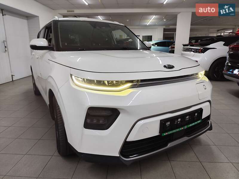 Внедорожник / Кроссовер Kia Soul 2020 в Киеве