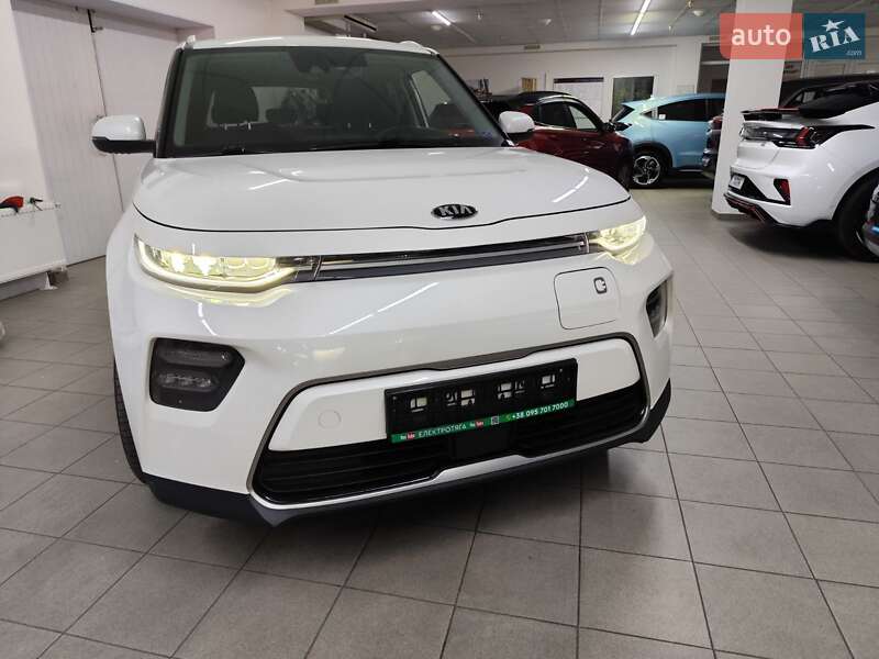 Внедорожник / Кроссовер Kia Soul 2020 в Киеве
