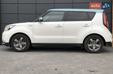 Внедорожник / Кроссовер Kia Soul 2017 в 