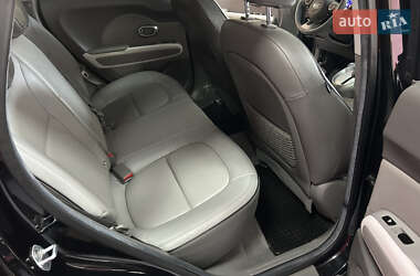Внедорожник / Кроссовер Kia Soul 2016 в 