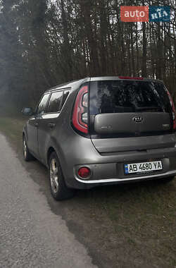Внедорожник / Кроссовер Kia Soul 2017 в 