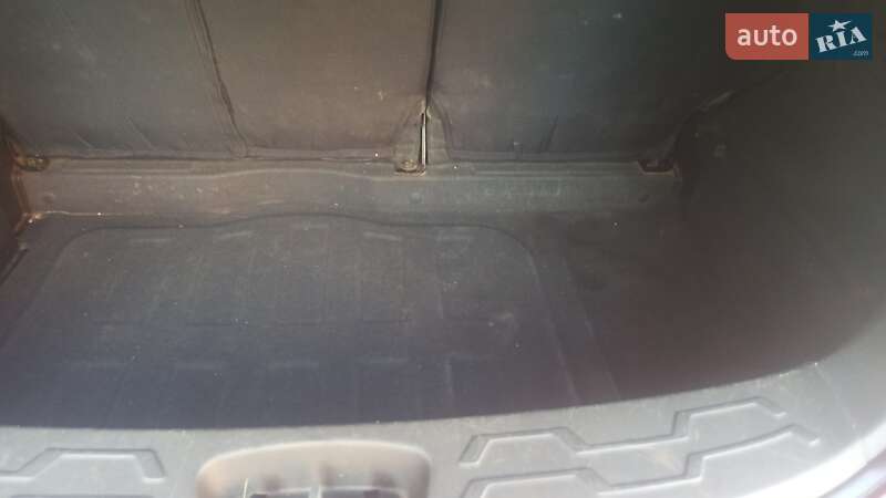 Позашляховик / Кросовер Kia Soul 2009 в Києві