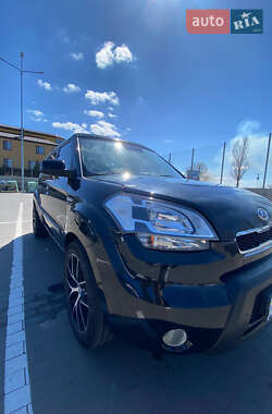 Внедорожник / Кроссовер Kia Soul 2010 в 