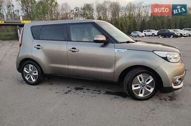 Позашляховик / Кросовер Kia Soul 2018 в 