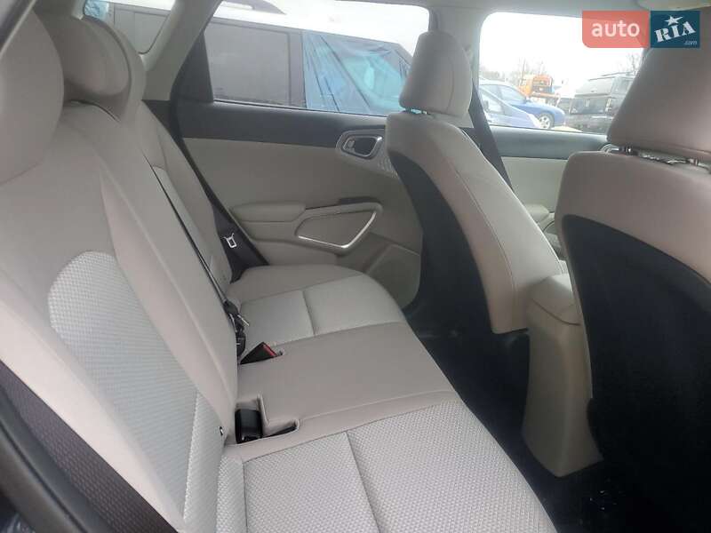 Позашляховик / Кросовер Kia Soul 2024 в Львові