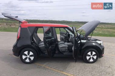 Внедорожник / Кроссовер Kia Soul 2015 в 
