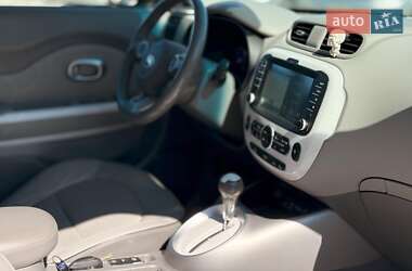 Внедорожник / Кроссовер Kia Soul 2016 в 